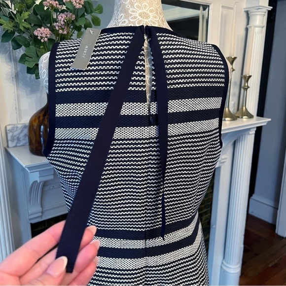 NWT J. CREW Navy & White Striped Tweed Sleeveless Sheath Dress Bow Detail Sz 8 - Picture 12 of 16